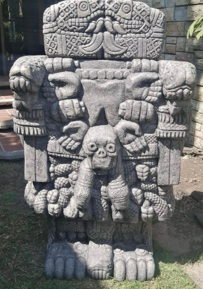 Coatlicue 1.55m
