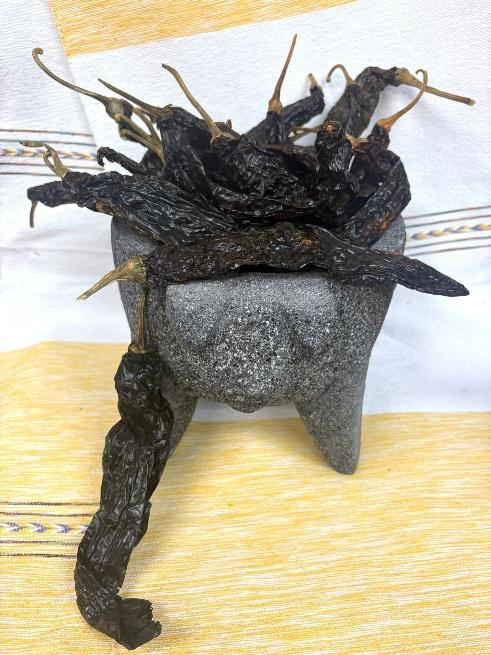 Pasilla Negro Chiles (1 lb bag)