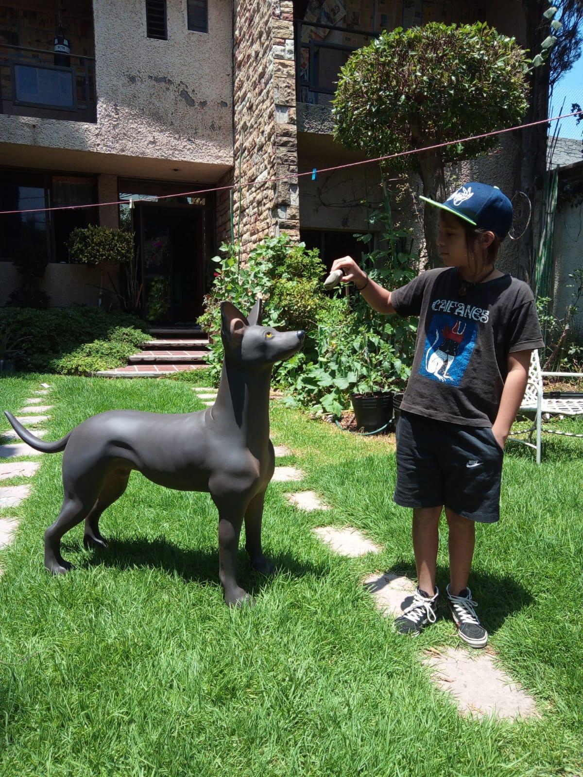 Xoloitzcuintle Statue 1.10m